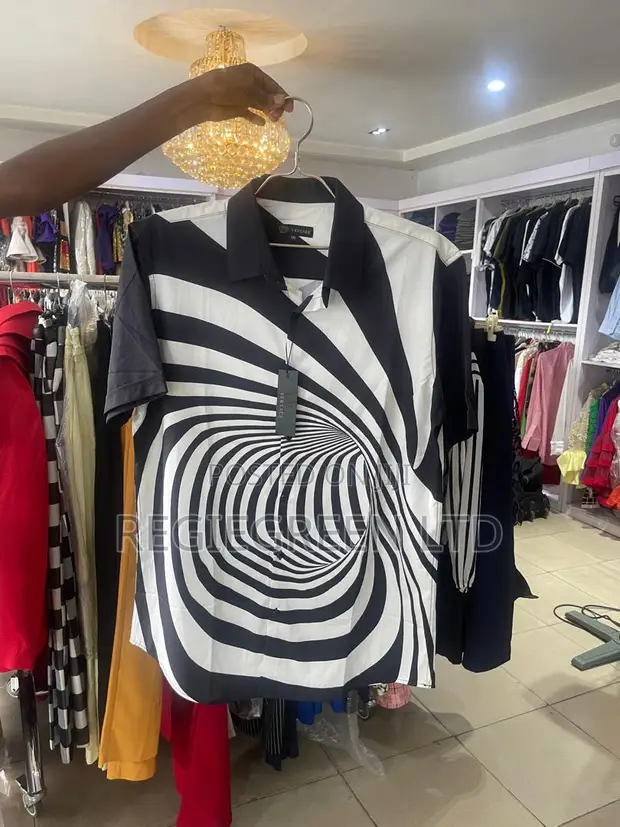 Versace T-Shirt in Port-Harcourt Clothing, Regiegreen Ltd