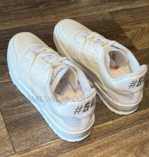 Lv Sneakers