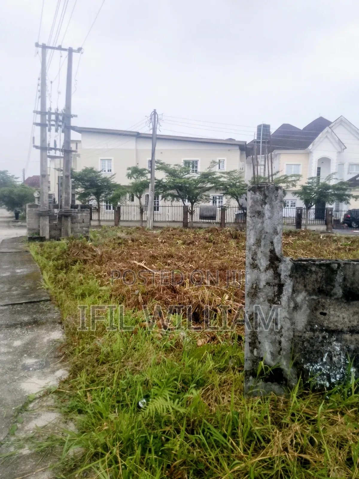 1 Plot of Land