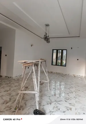 2bdrm Block of Flats in Faith Road, Ushafa for sale