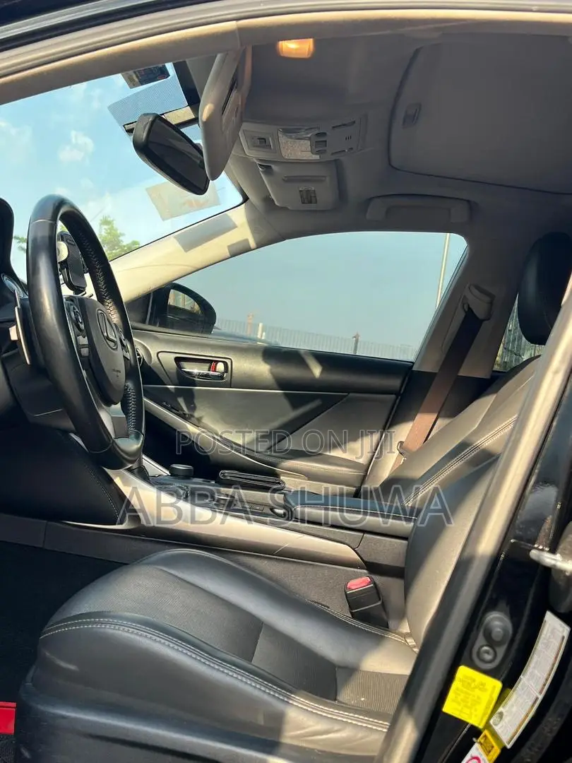 Lexus IS 250 2015 Black