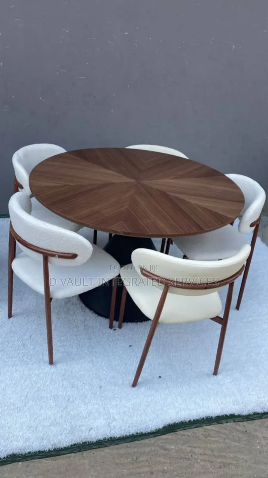 4 Seater Classic Dining Set