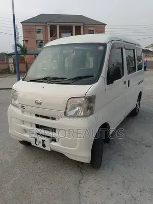 Suzuki APV Minibus 2018 White