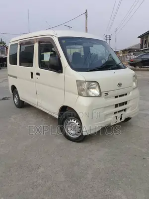 Suzuki APV Minibus 2018 White