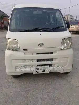 Suzuki APV Minibus 2018 White