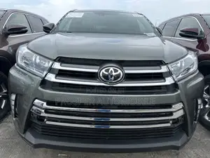 Toyota Highlander Limited V6 4x4 (3.5L 6cyl 6A) 2016 Green