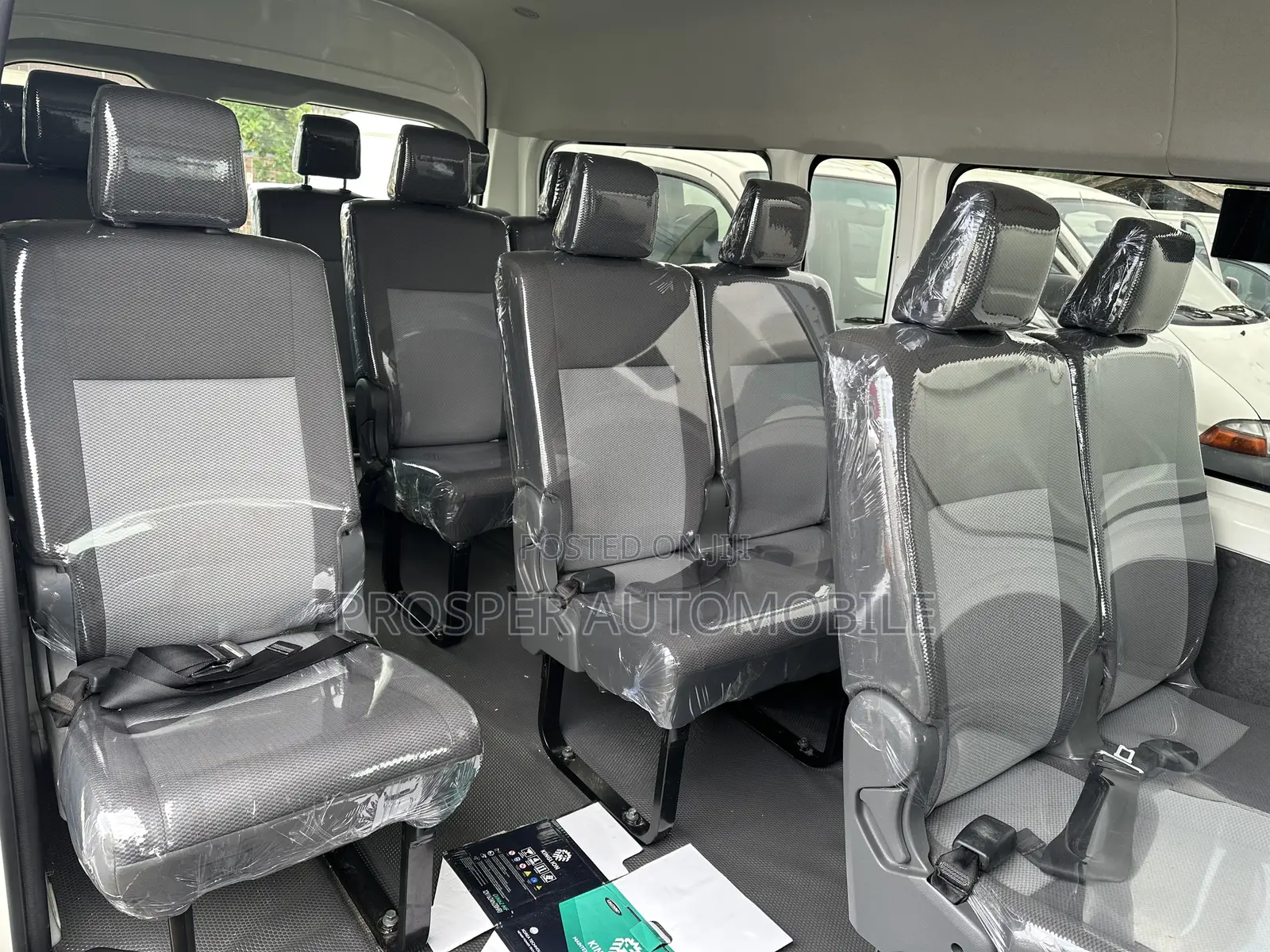 Toyota HiAce 2023 White