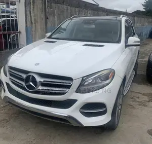 Mercedes-Benz GLE-Class GLE 350d 4MATIC 2016 White