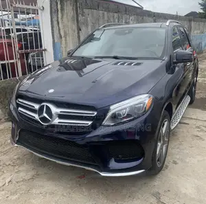 Mercedes-Benz GLE-Class GLE 350d 4MATIC 2017 Blue