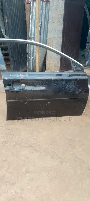 Door for Avalon 2014 Model