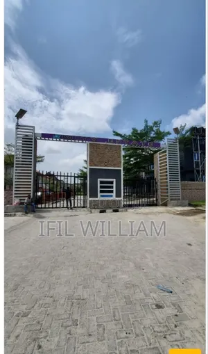 1 Plot of Land