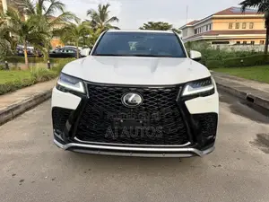Lexus LX 2023 White