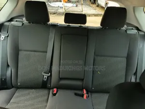 Toyota Corolla SE 4dr Sedan (1.8L 4cyl CVT) 2017 White