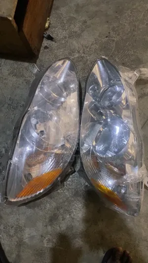 Headlamp Corolla 2005 Model Set