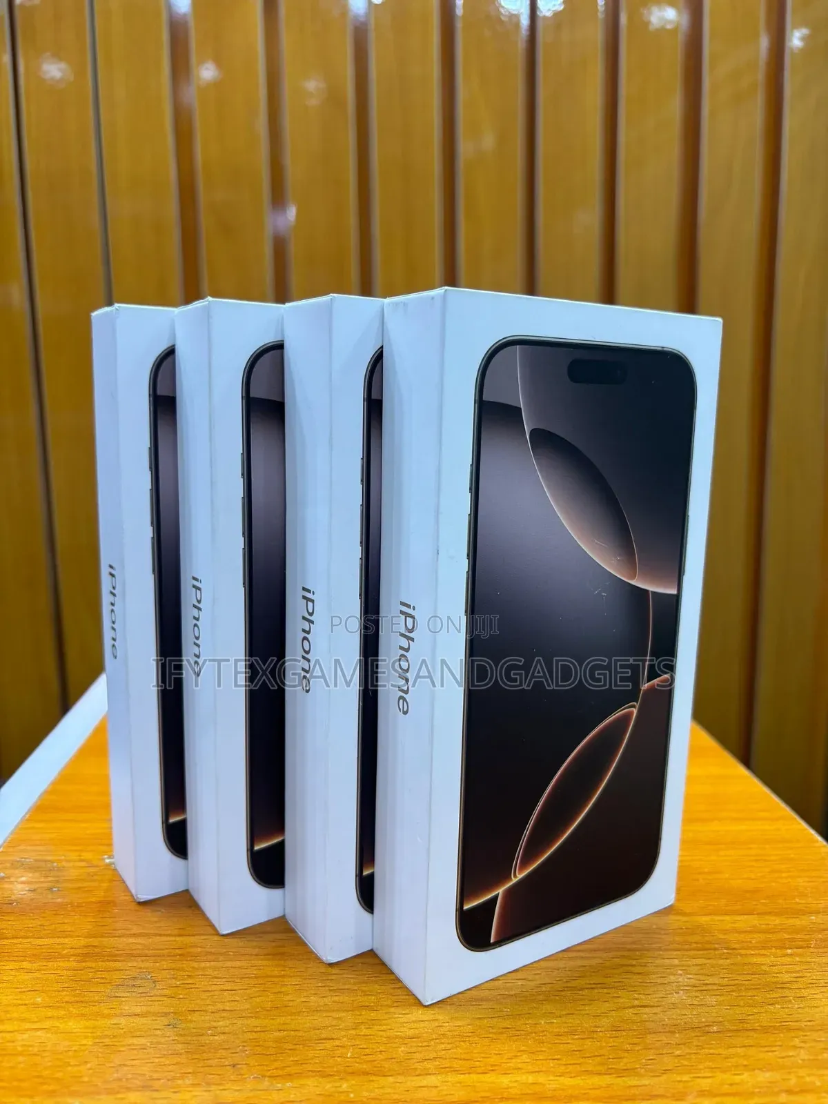 New Apple iPhone 16 Pro Max 256 GB Black