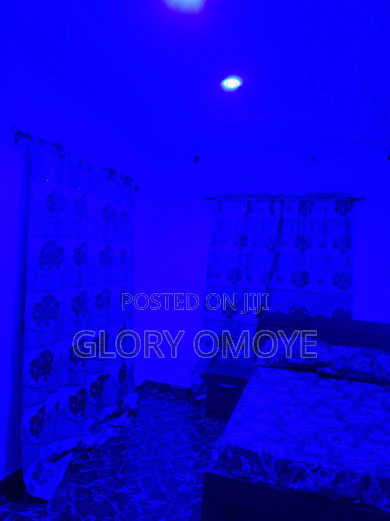 A Room in a Duplex Available for Shortlet