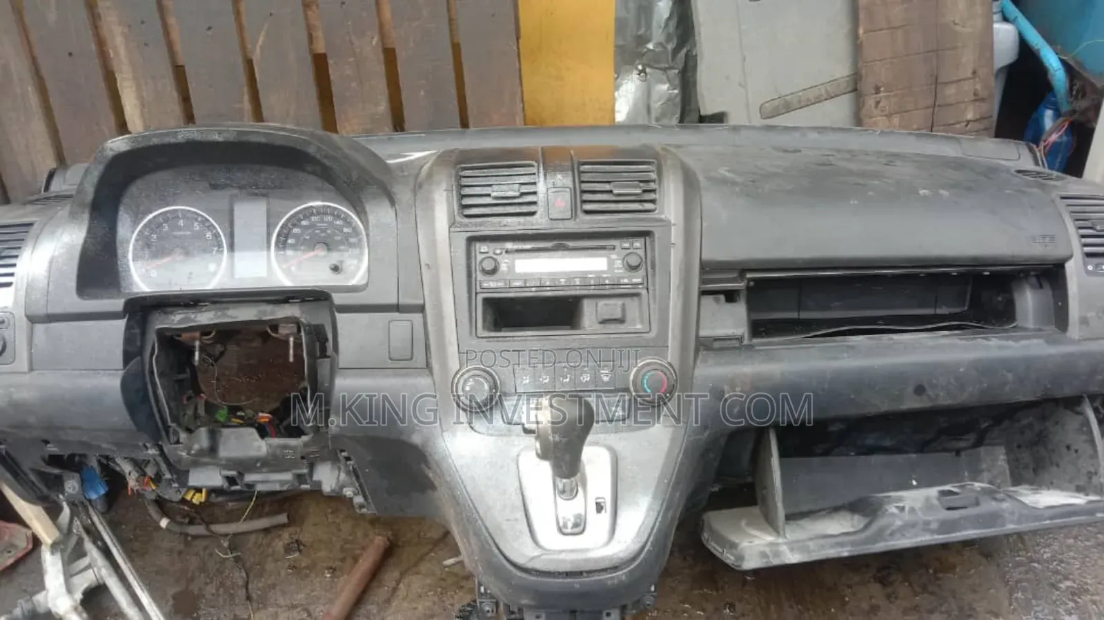 Dashboard 08crv