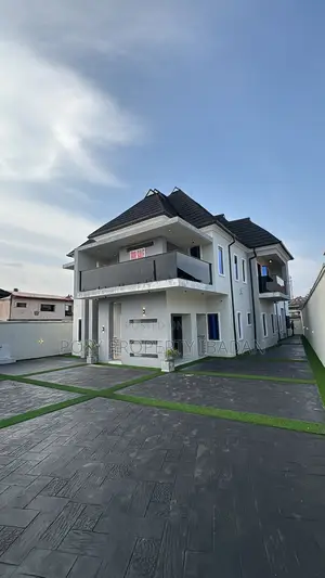 4bdrm Duplex in Oluyole Estate, Ibadan for sale