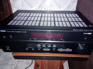 Yamaha 5.1 Amplifier