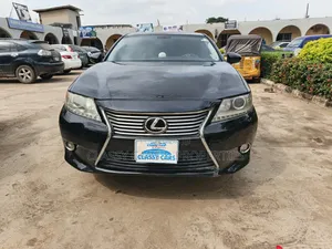 Lexus ES 2013 Black