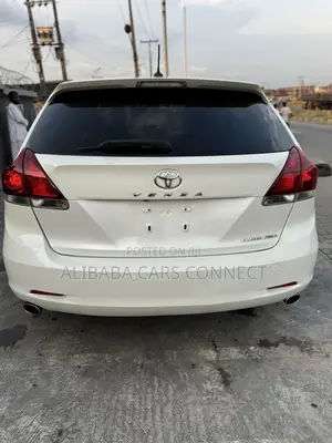 Toyota Venza Limited AWD V6 2013 White
