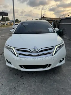 Toyota Venza Limited AWD V6 2013 White