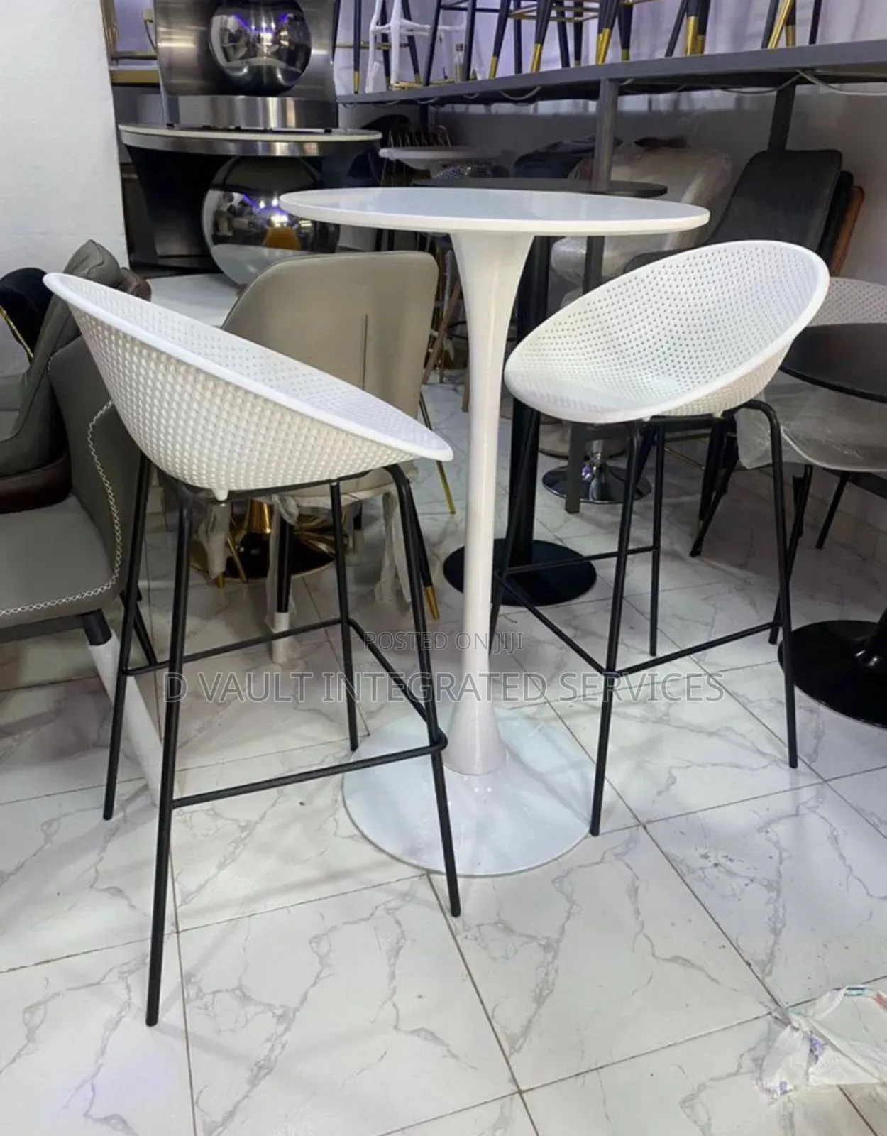 2 Seater Deluxe Dinning