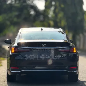 Lexus ES 300h Ultra Luxury FWD 2024 Black