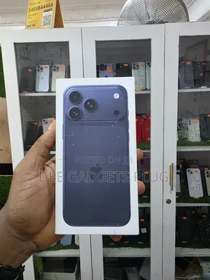 New Apple iPhone 17 Pro Max 256 GB Blue