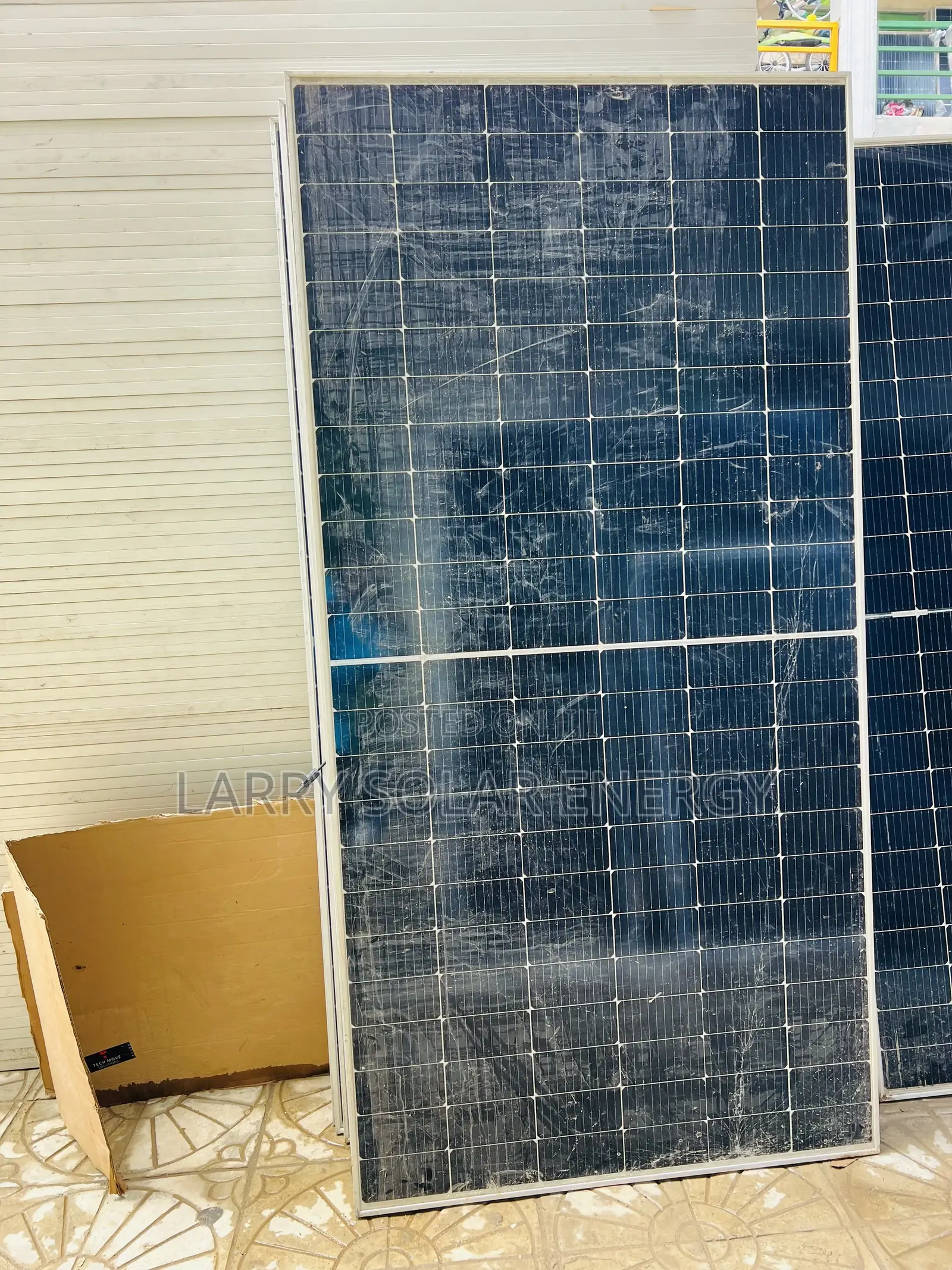 550w 144 Cell Solar Panel