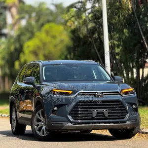 Toyota Highlander Limited 2025 Gray