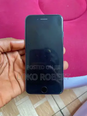 Apple iPhone 8 64 GB Black