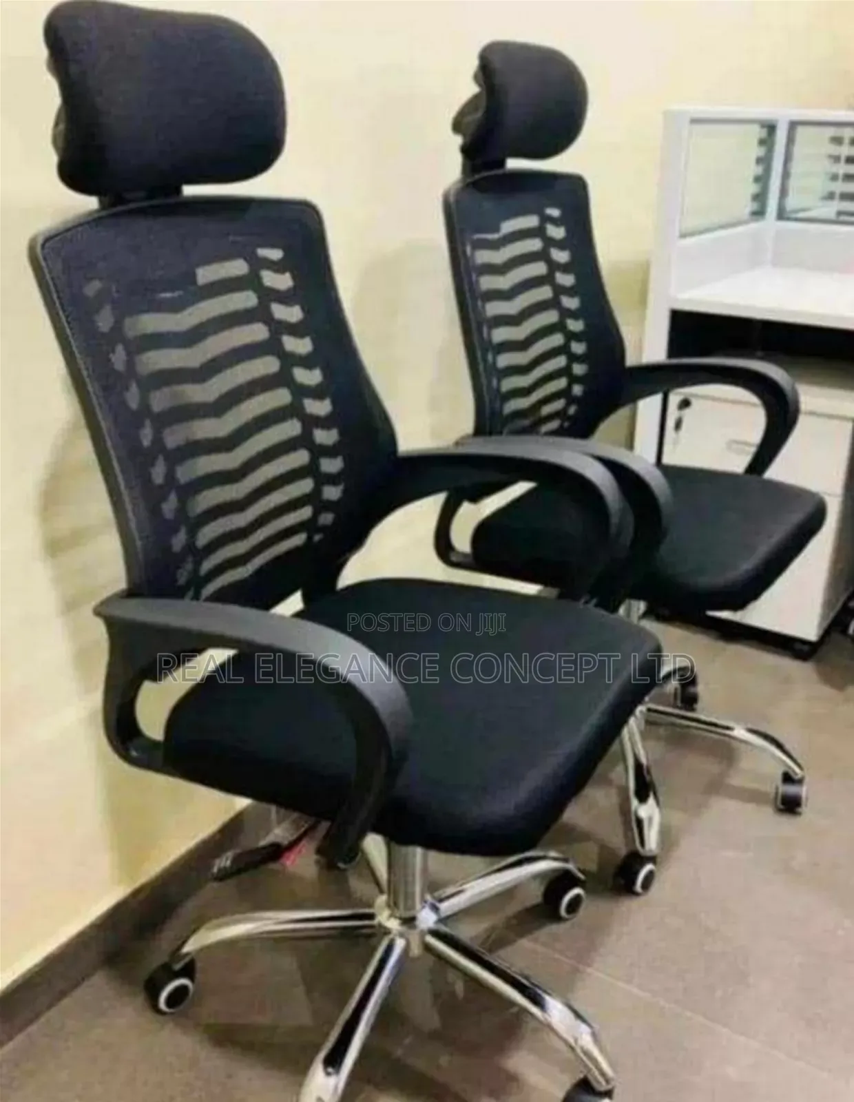 Executive Modern Swivel Office Chair