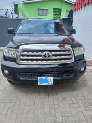 Toyota Sequoia Limited 4dr SUV 4WD (5.7L 8cyl 6A) 2012 Black