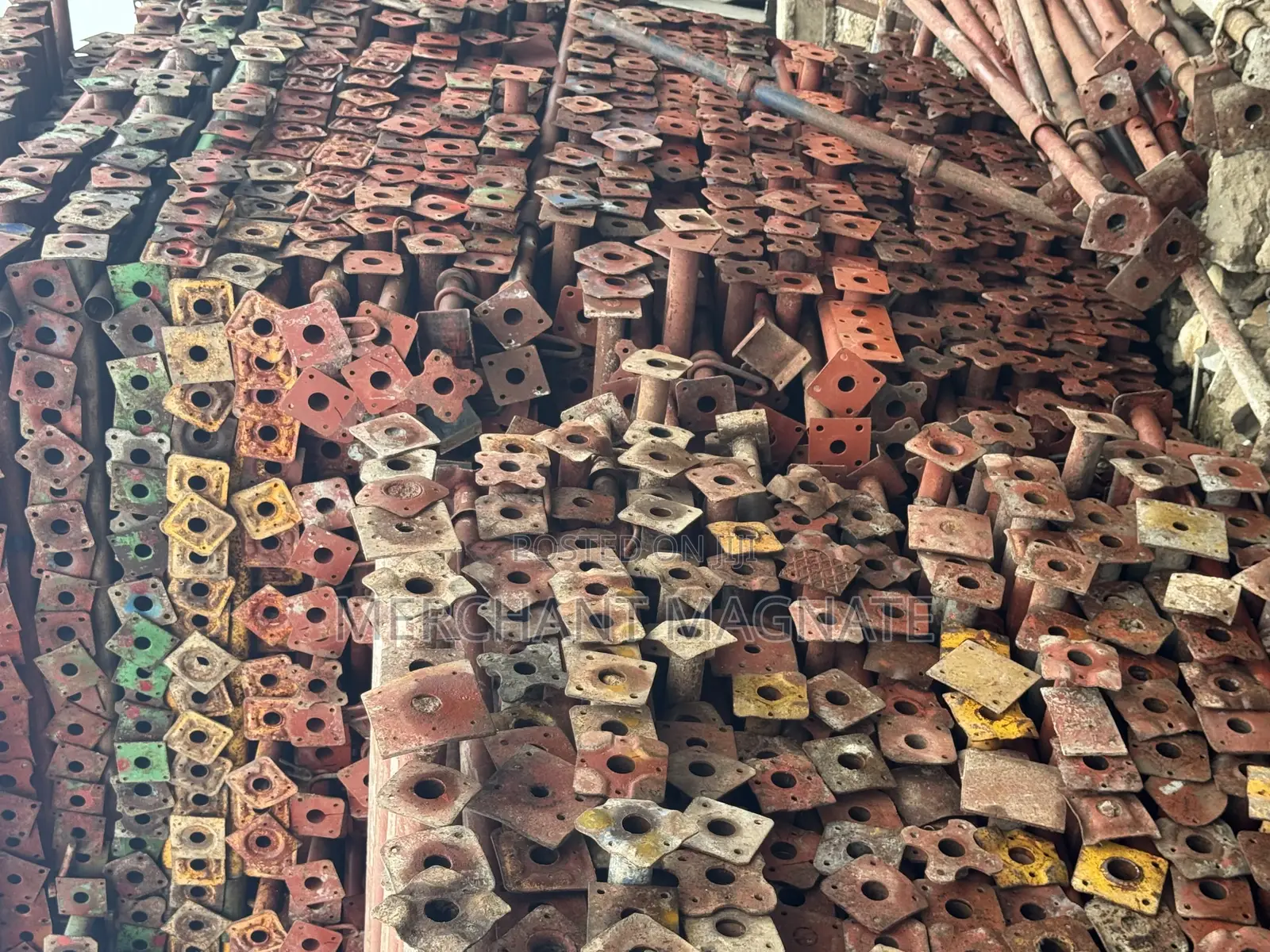 Neatly Used 4mtr Acrow Steel Props