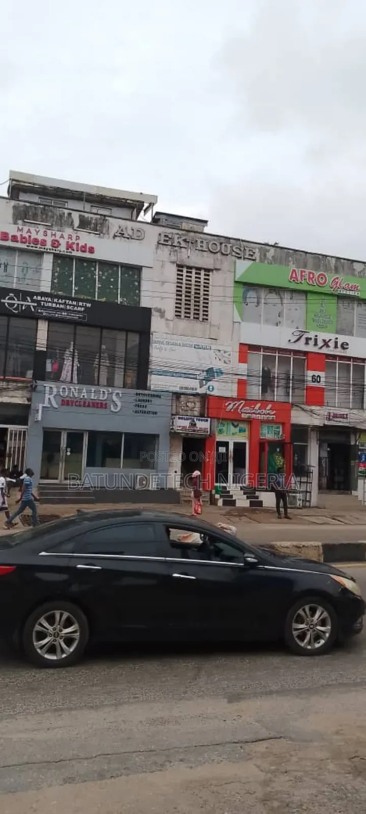 Office Complex on Major Road