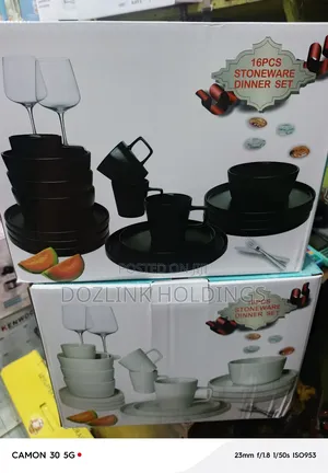 16 PCS Stoneware Dinner Set