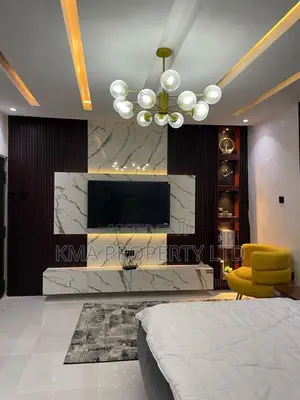 Luxurious Studio Apartment With Swimming Pool and Outdoor Sn