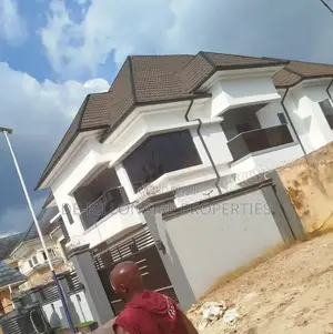 4bdrm Duplex in Owerri for sale