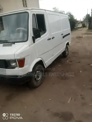 Mercedes-Benz Sprinter 2005 White