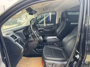 Toyota Granvia 2022 Black