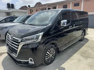 Toyota Granvia 2022 Black