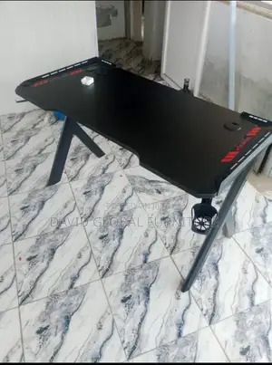 Classic Gaming Table