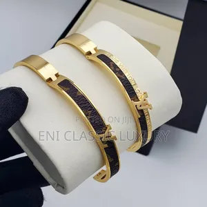 Unisex Luxury Bracelets Original Stainless Steel Louis Vuitton Well