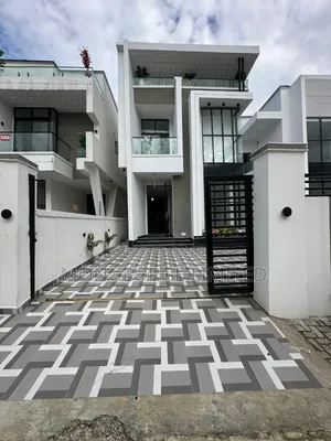 5bdrm Duplex in Ajah for sale