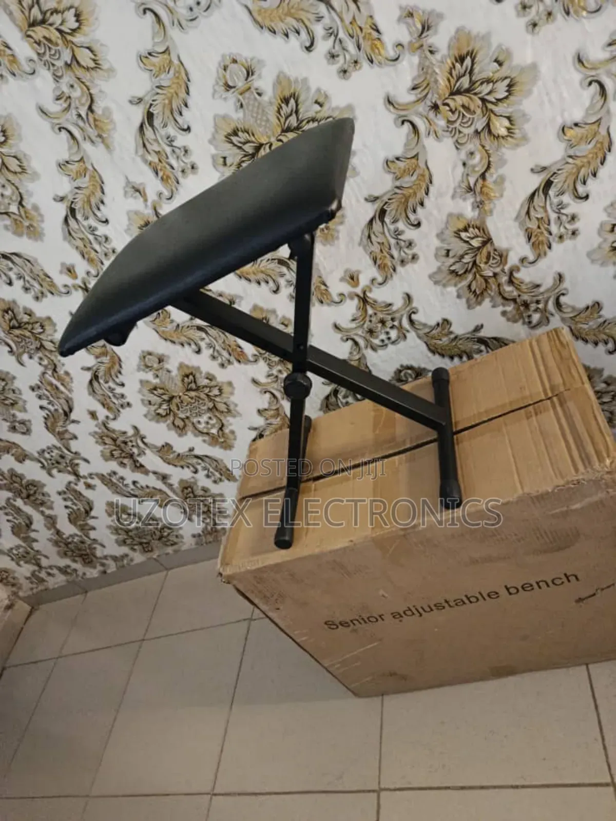 Adjustable Keyboard Bench