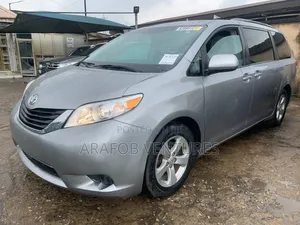 Toyota Sienna LE 7 Passenger 2012 Gray