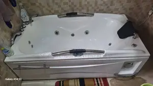 Jacuzzi Bathtub