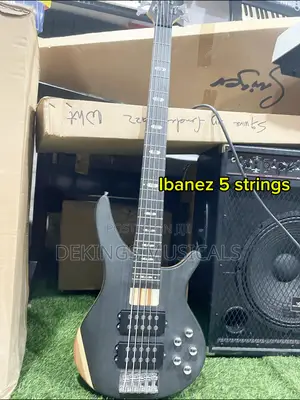 Ibanez 5 Strings Active Guitar