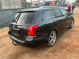 Toyota Avensis Verso 2004 Black